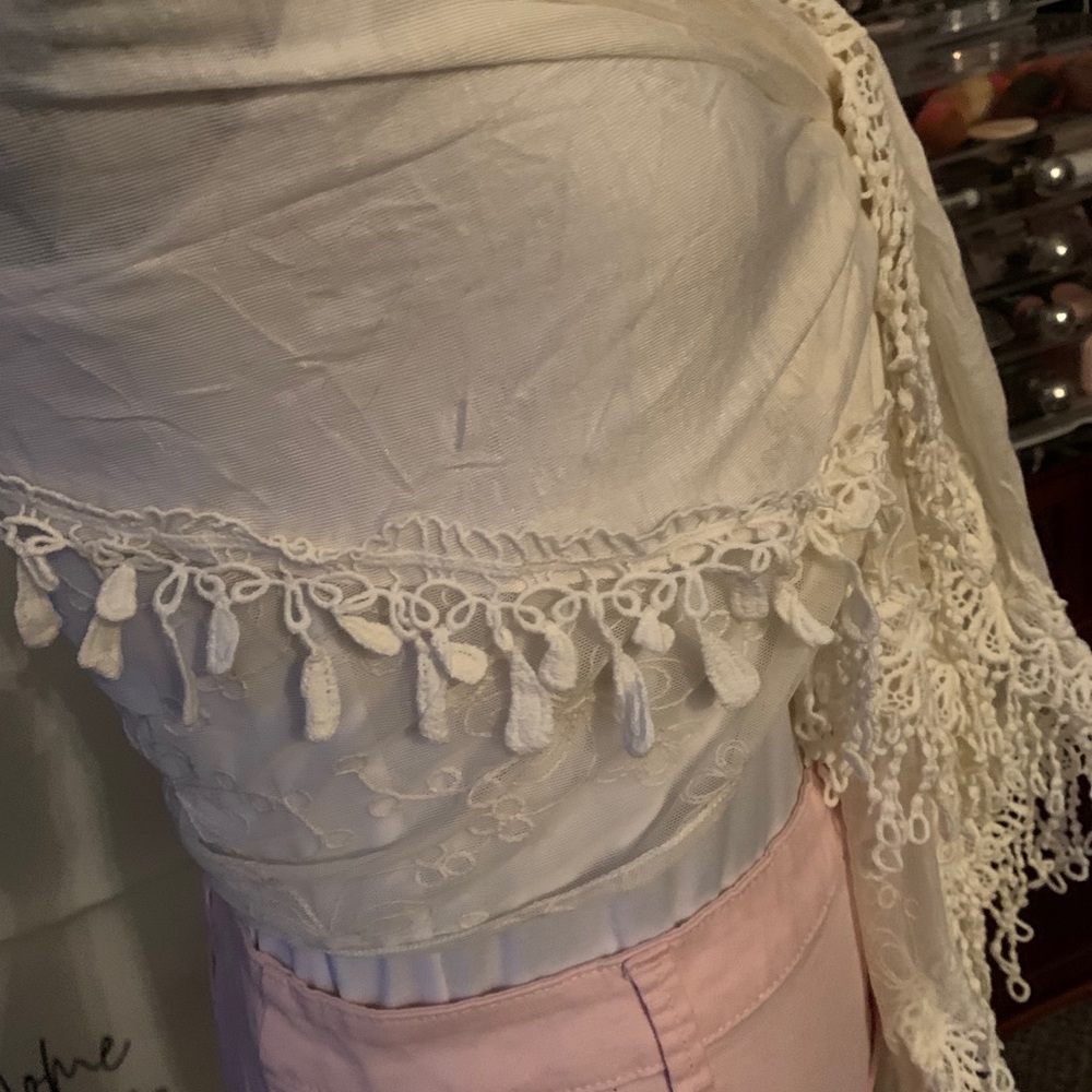 Scarf - Picture 7 of 9